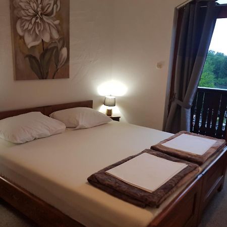 Rooms Brig Duga Resa Kültér fotó