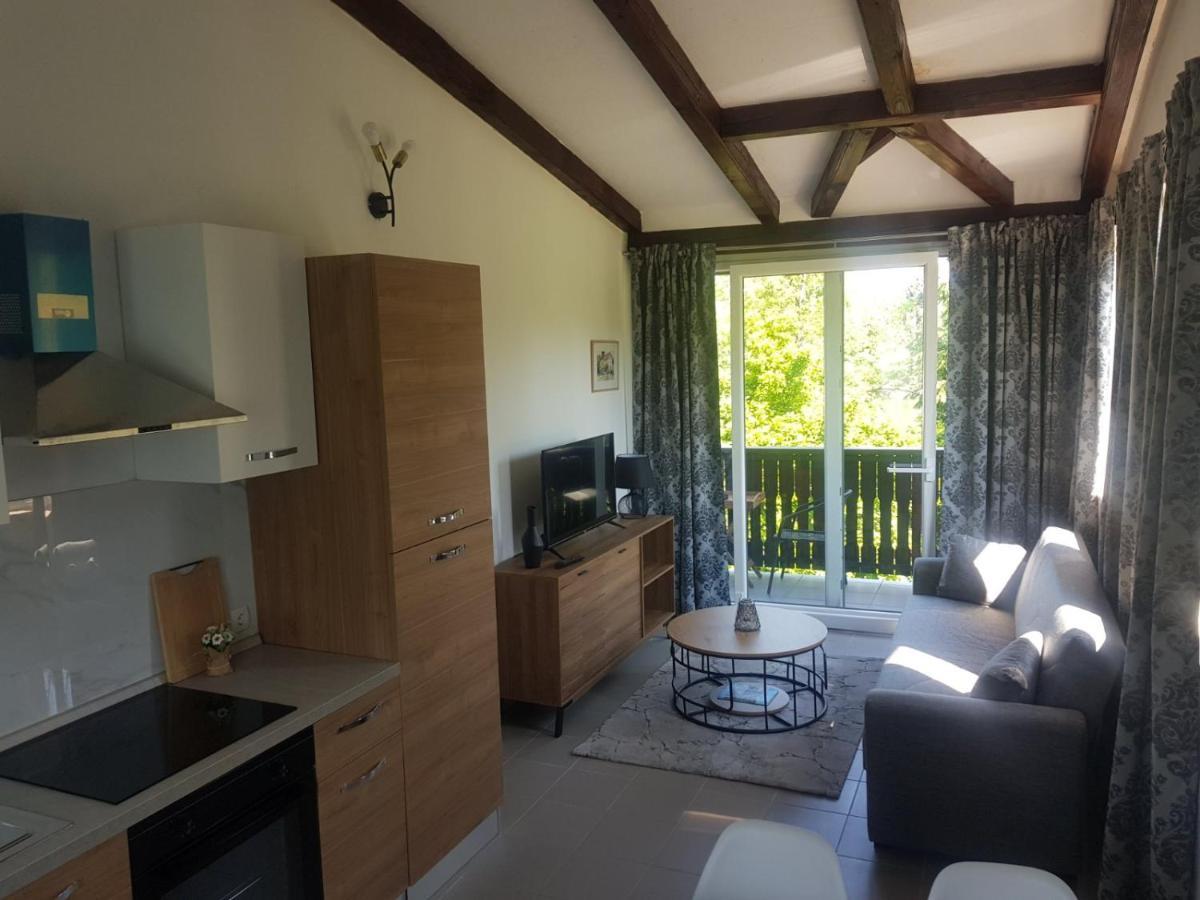 Rooms Brig Duga Resa Kültér fotó